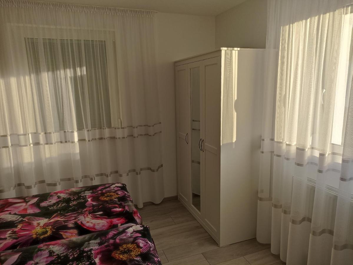 Ebs Paradies